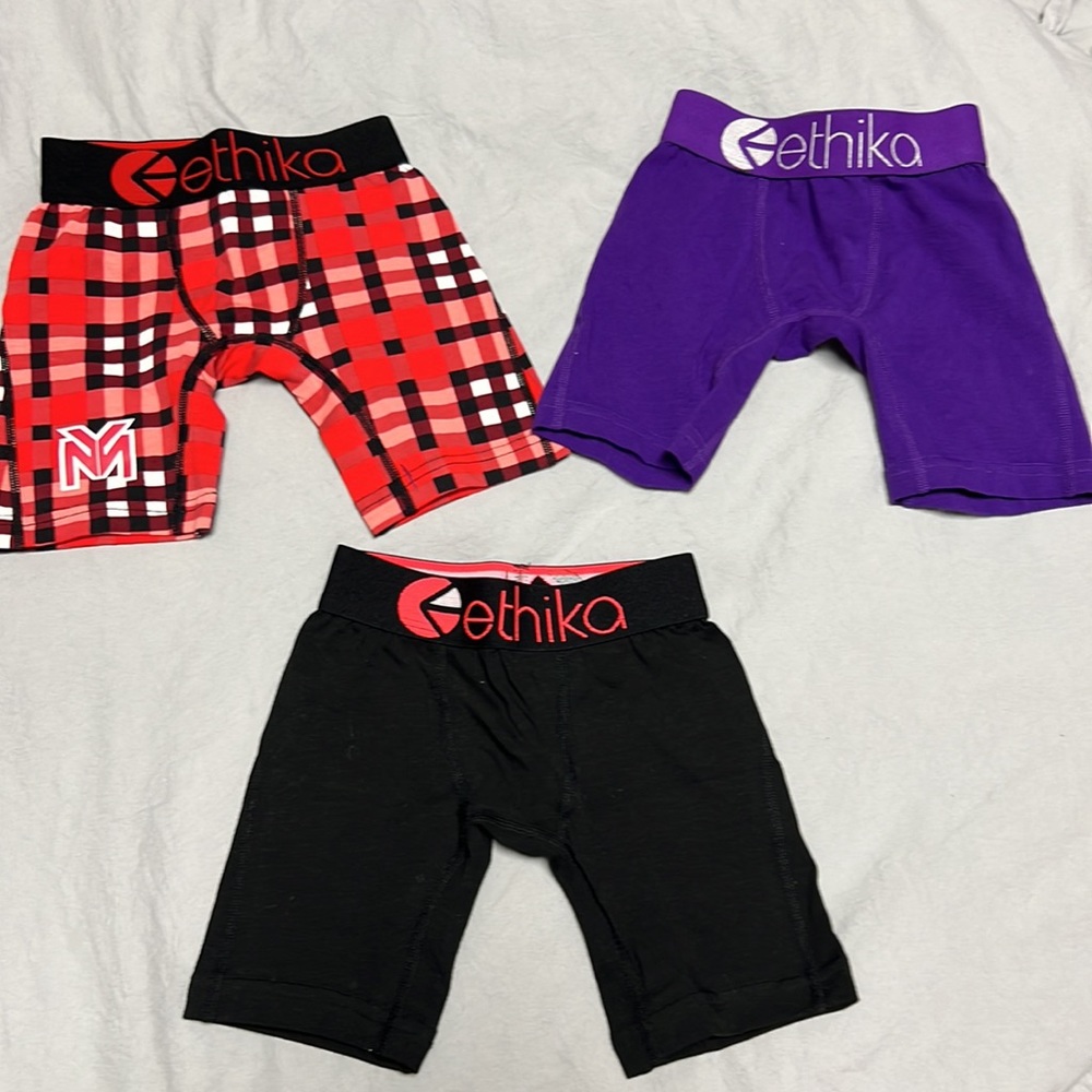 ‎Ethika - Picture 8 of 8
